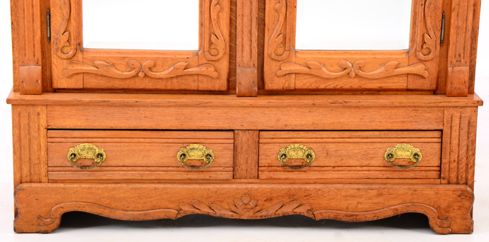 Late Victorian Oak Knock-Down Mirrored Wardrobe