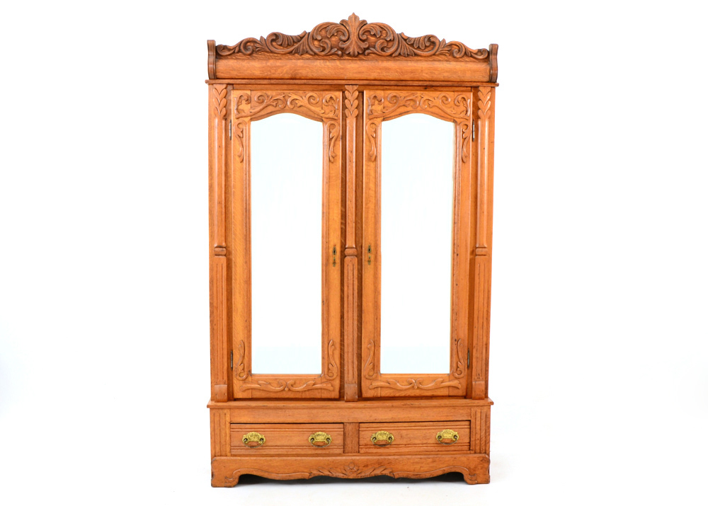 Late Victorian Oak Knock-Down Mirrored Wardrobe