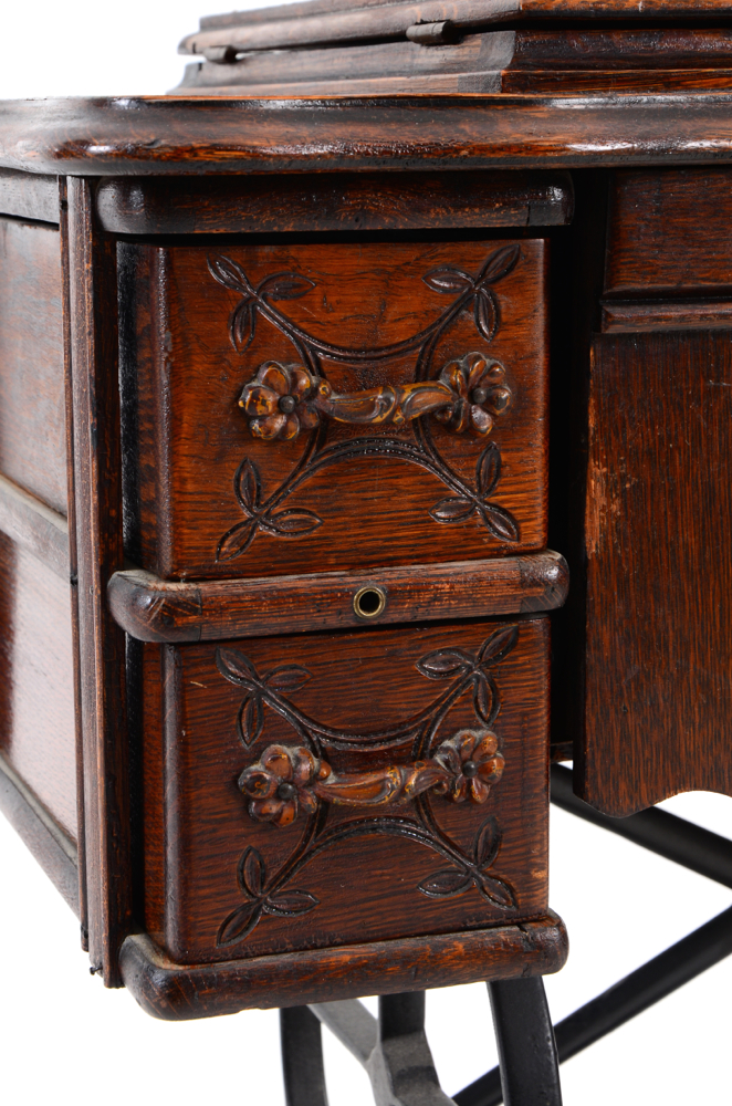 Antique Steinkamp Sewing Machine in Oak Table