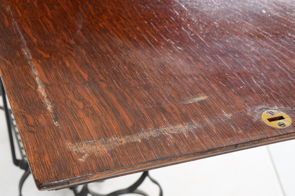 Antique Steinkamp Sewing Machine in Oak Table