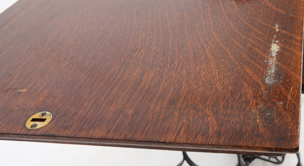 Antique Steinkamp Sewing Machine in Oak Table