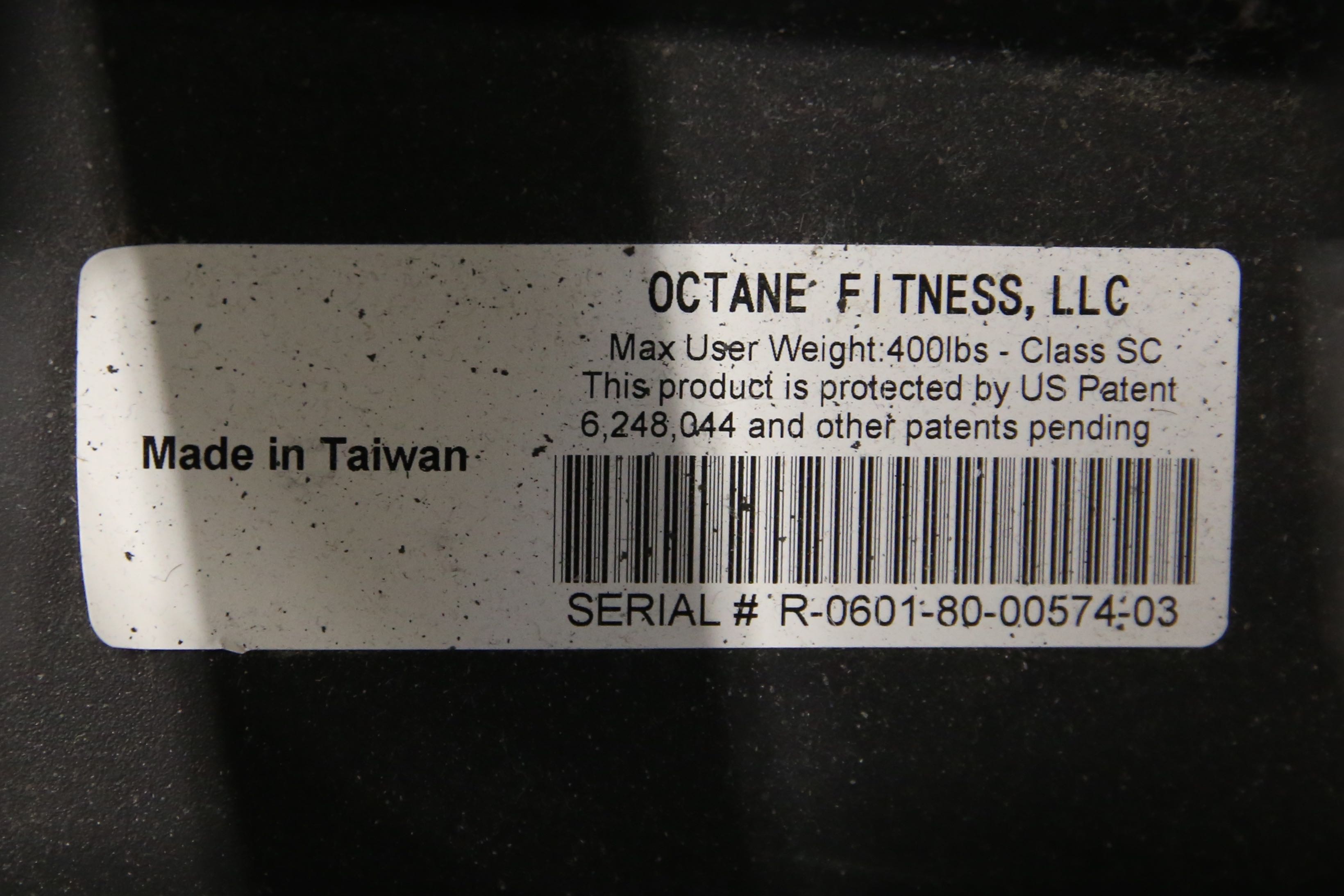 Octane Fitness PRO 3500XL Elliptical