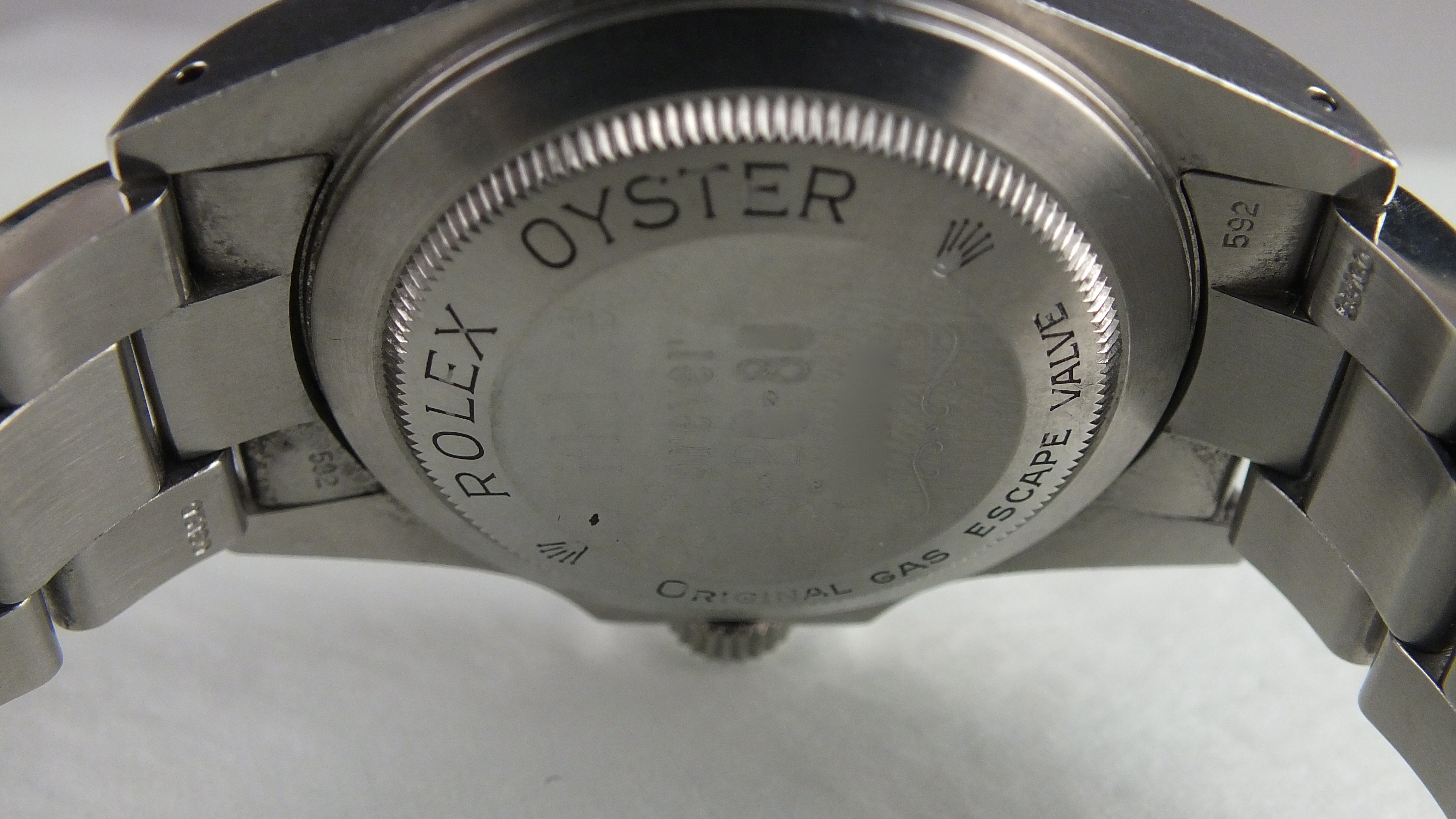 Rolex Oyster "Sea Dweller" 4000 Black Dial Men's Sport Watch