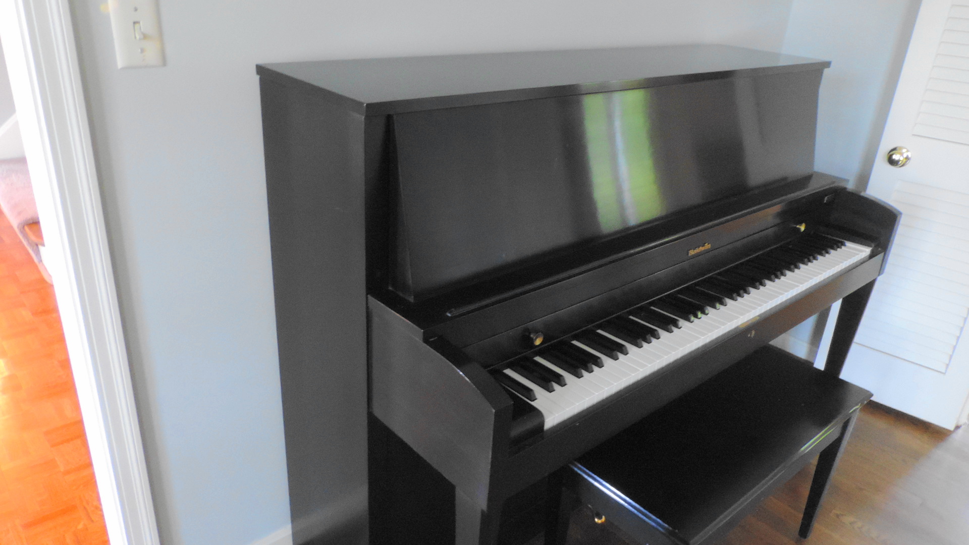 Baldwin Hamilton Upright Piano