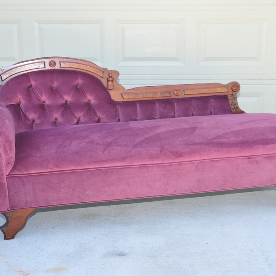 Velveteen Victorian Chaise