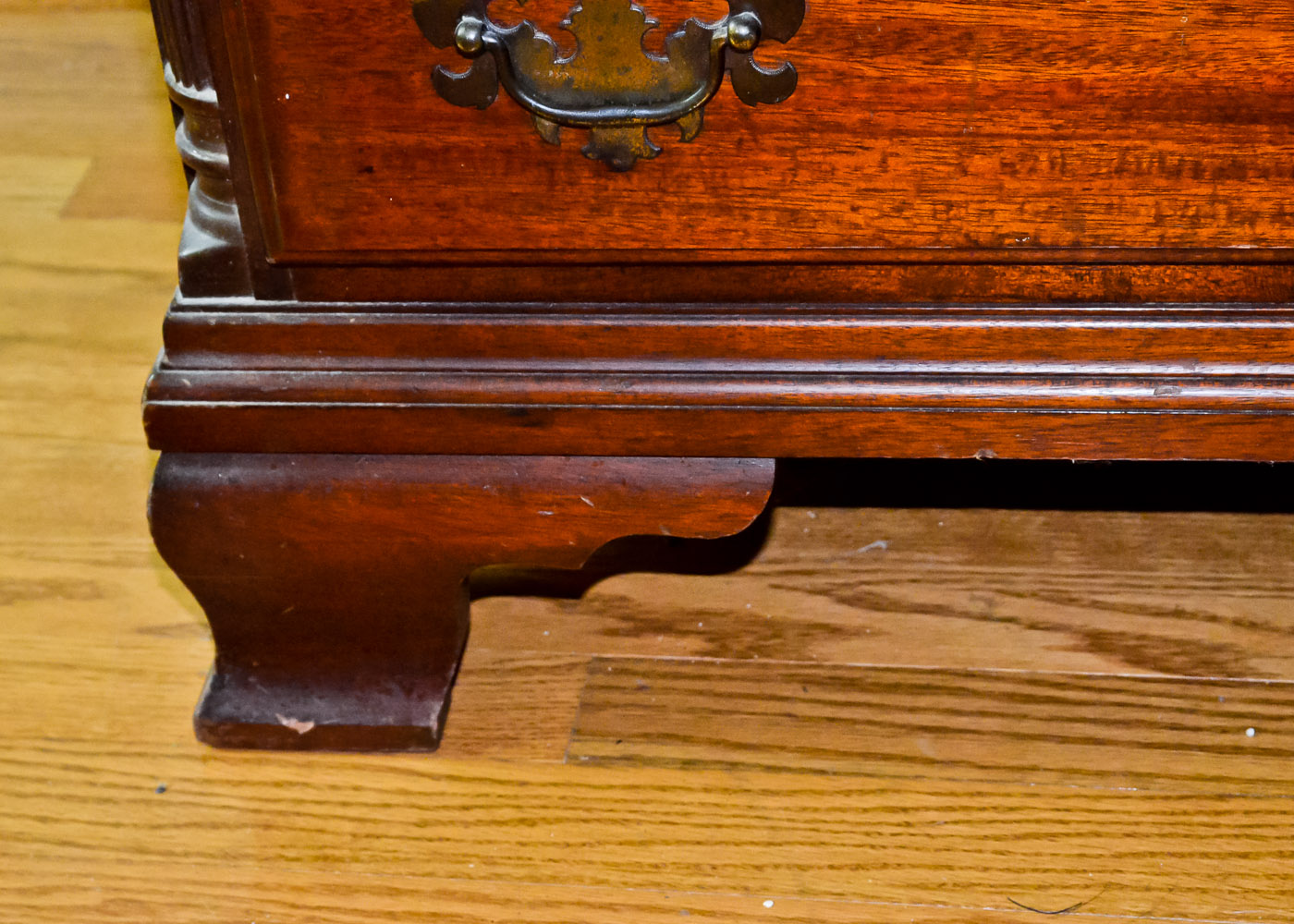 Hungerford Mahogany Dresser with Mirror