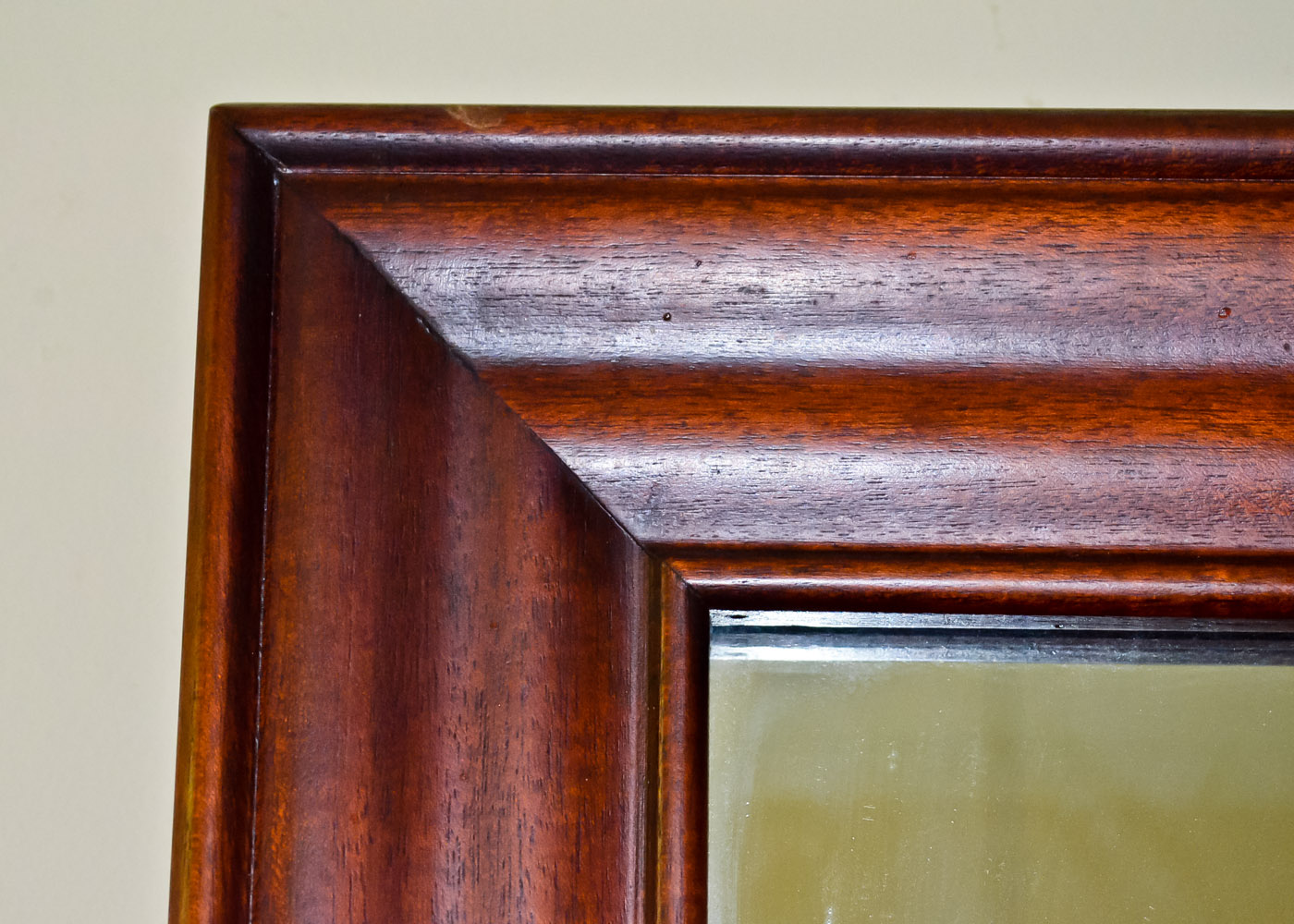 Hungerford Mahogany Dresser with Mirror