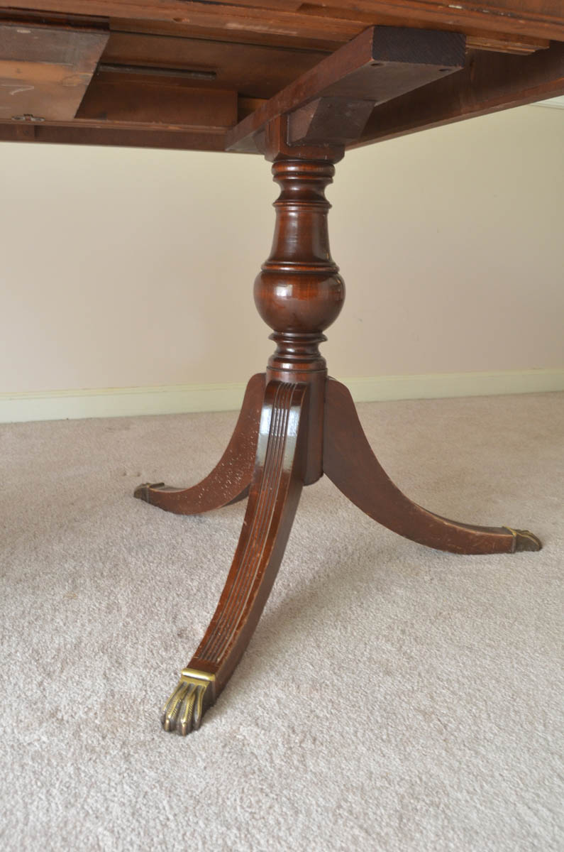 Duncan Phyfe Style Dining Table