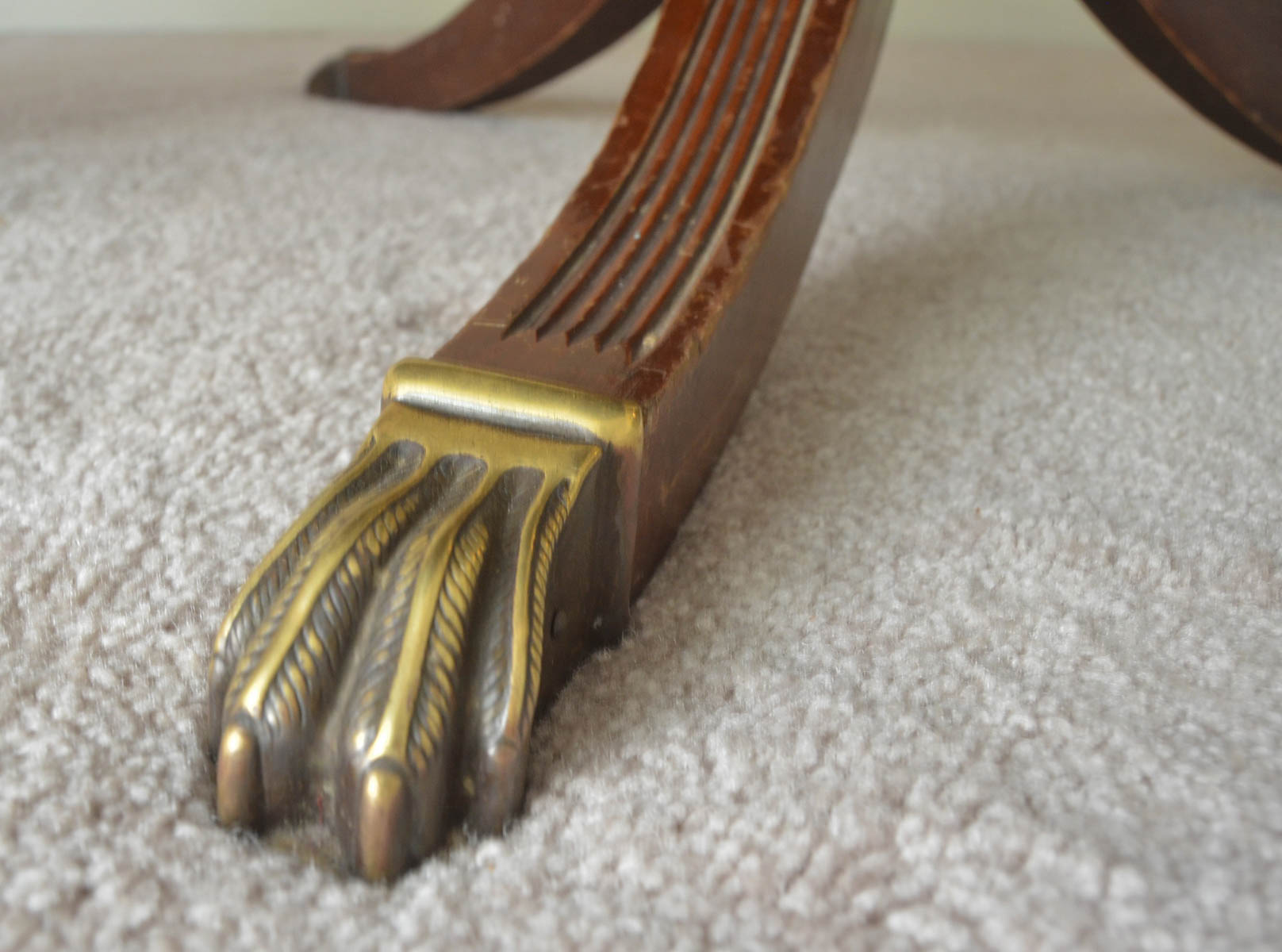 Duncan Phyfe Style Dining Table