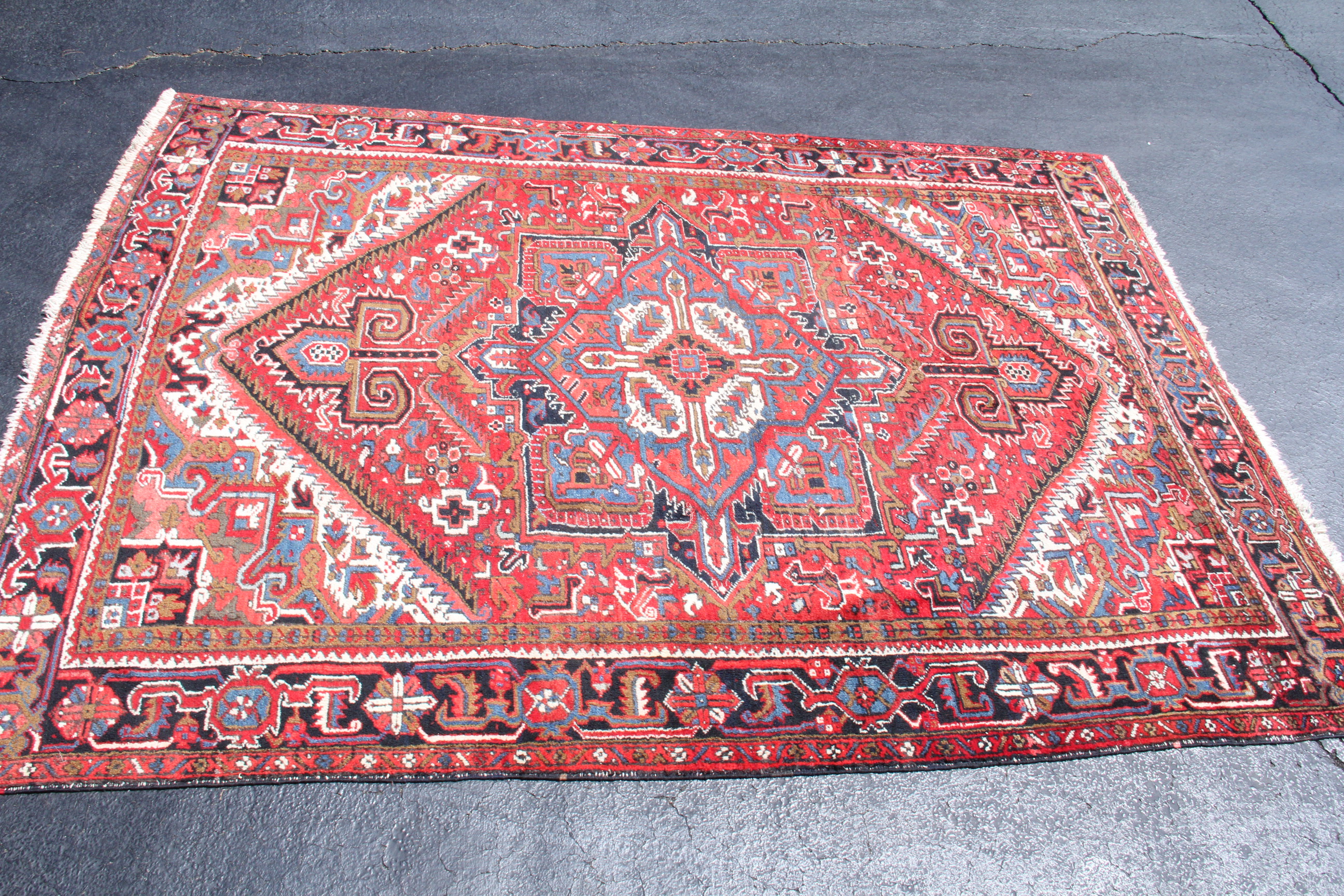 Hand-Knotted Heriz Style Rug