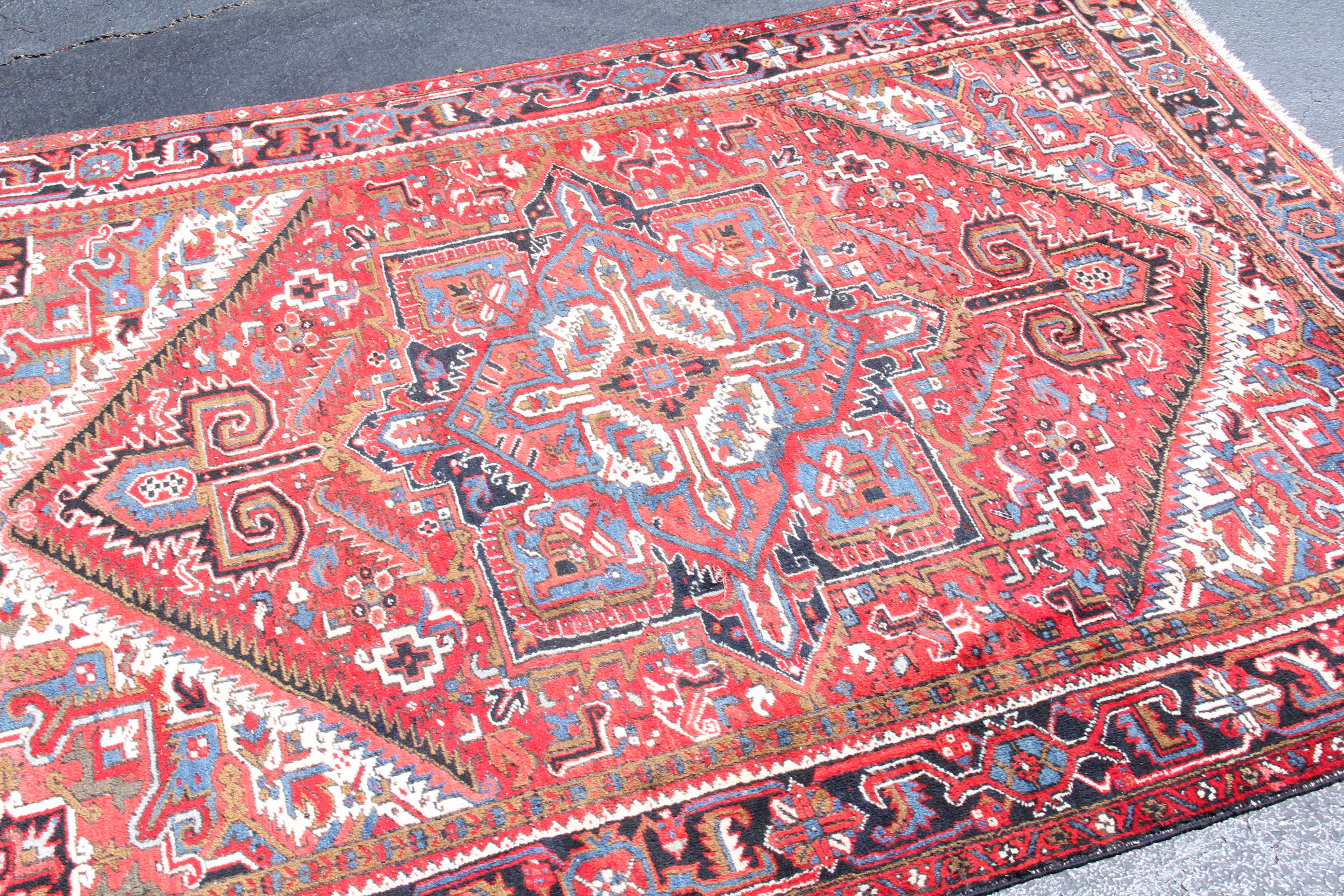 Hand-Knotted Heriz Style Rug