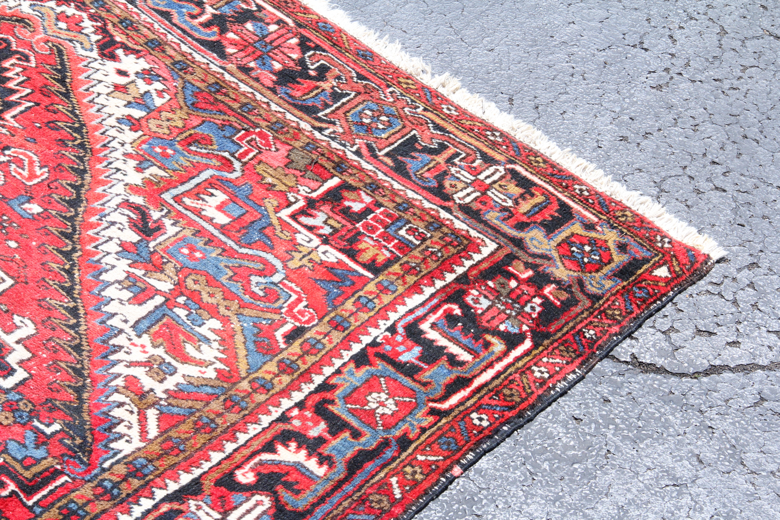 Hand-Knotted Heriz Style Rug