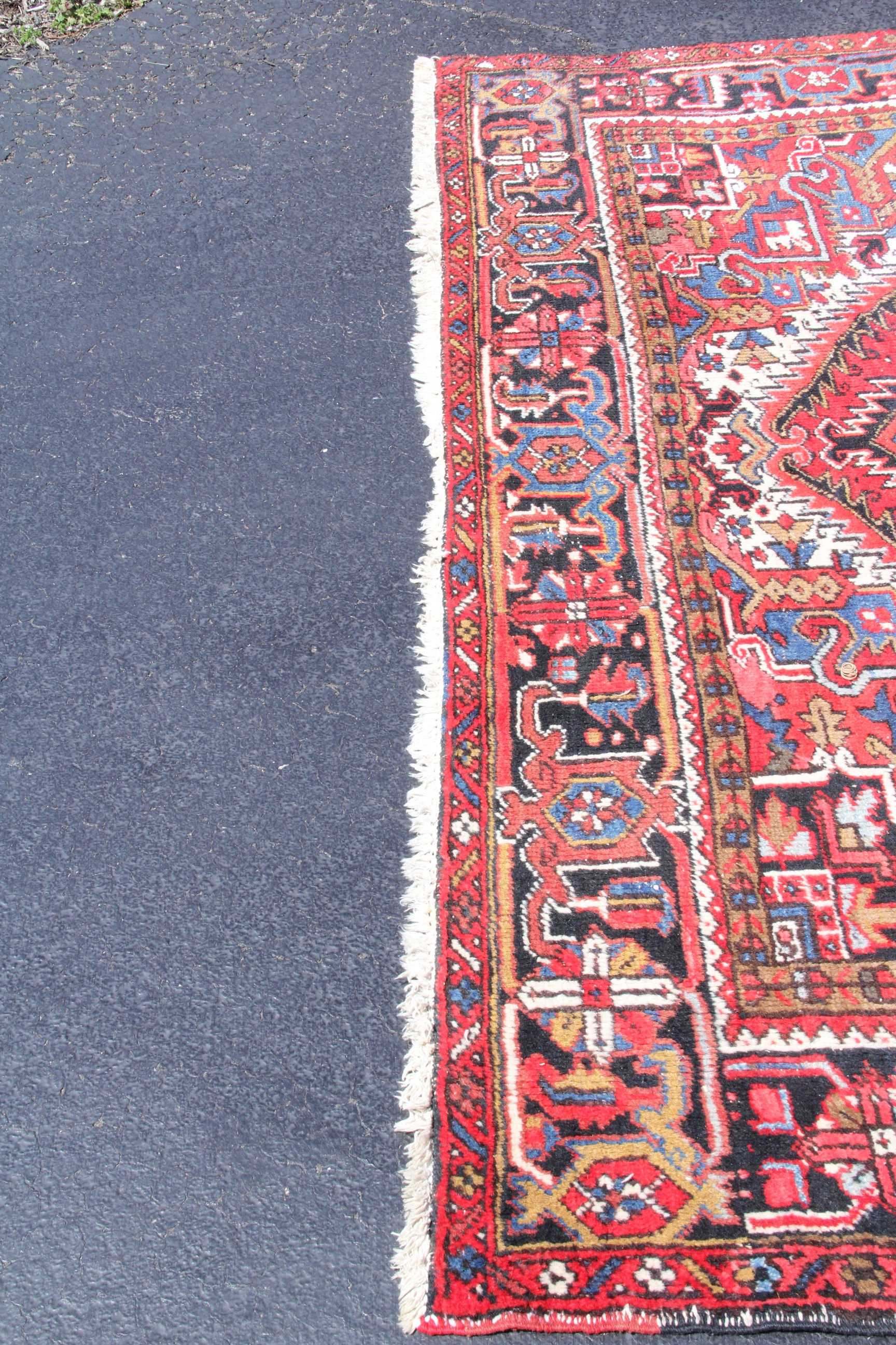 Hand-Knotted Heriz Style Rug