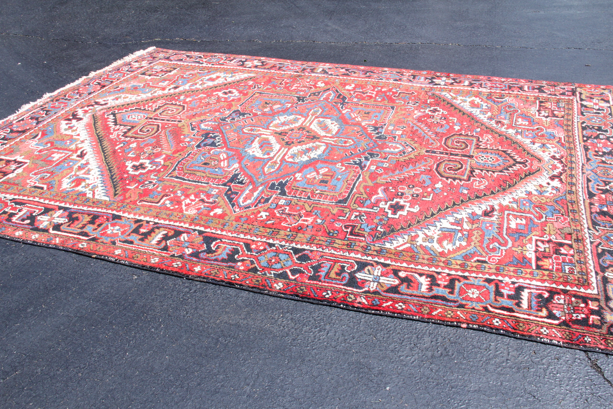 Hand-Knotted Heriz Style Rug