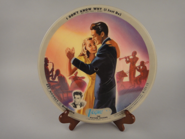 Vintage 1940s Vogue Picture Record