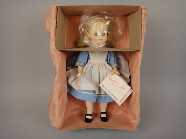 Vintage Madame Alexander Alice In Wonderland Doll #1552
