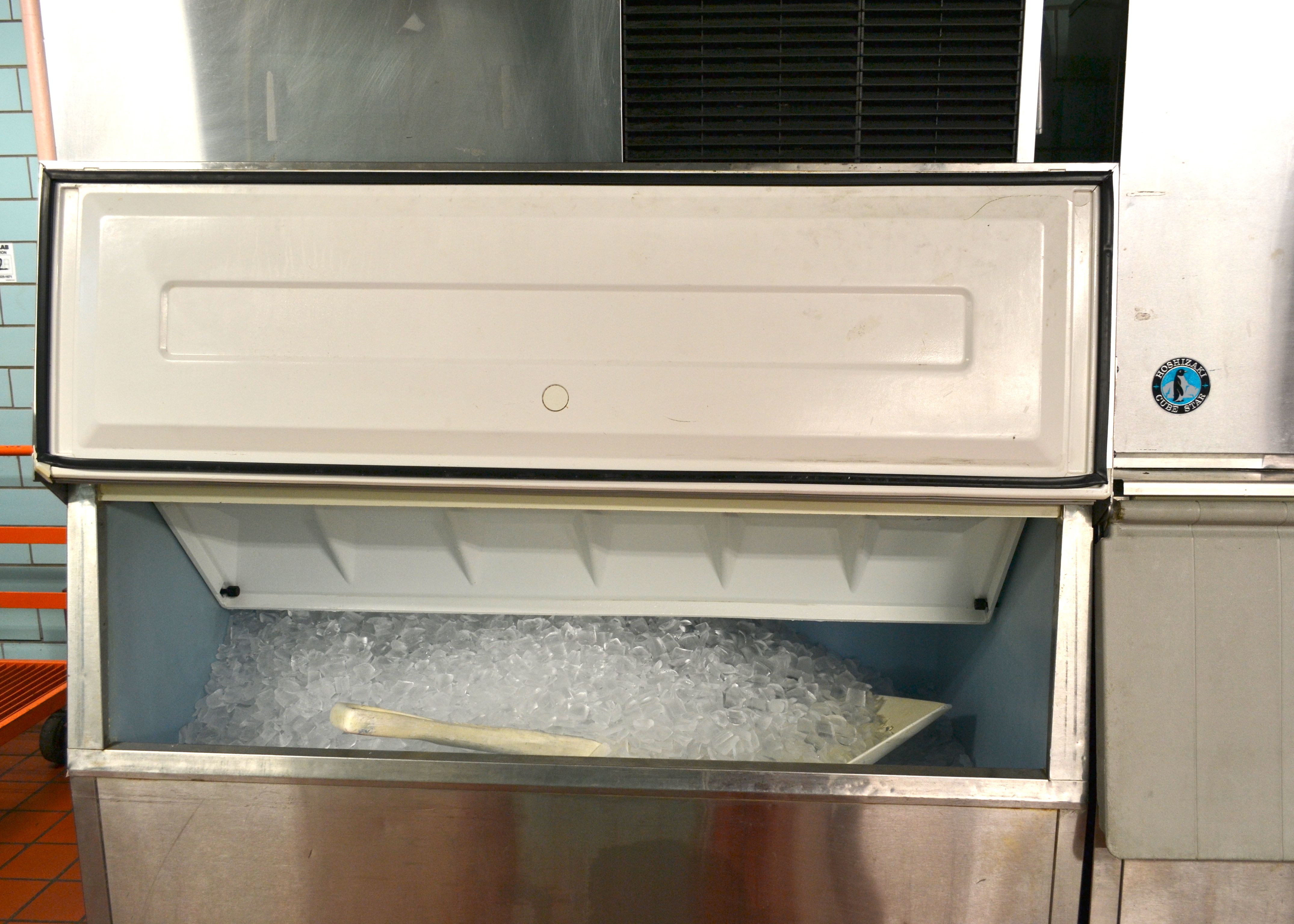 Hoshizaki Cube Star Ice Machine and Storage Bin