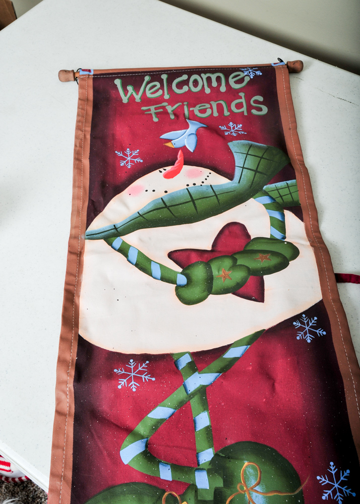 Christmas-Themed Items and Decorative Pieces