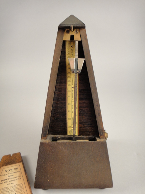 Antique Seth Thomas Metronome de Maelzel