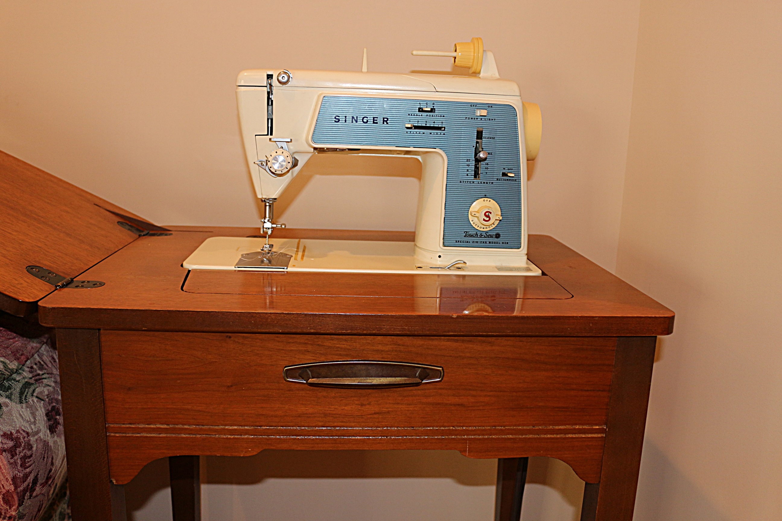 Vintage Singer Touch-N-Sew Sewing Machine and Cabinet
