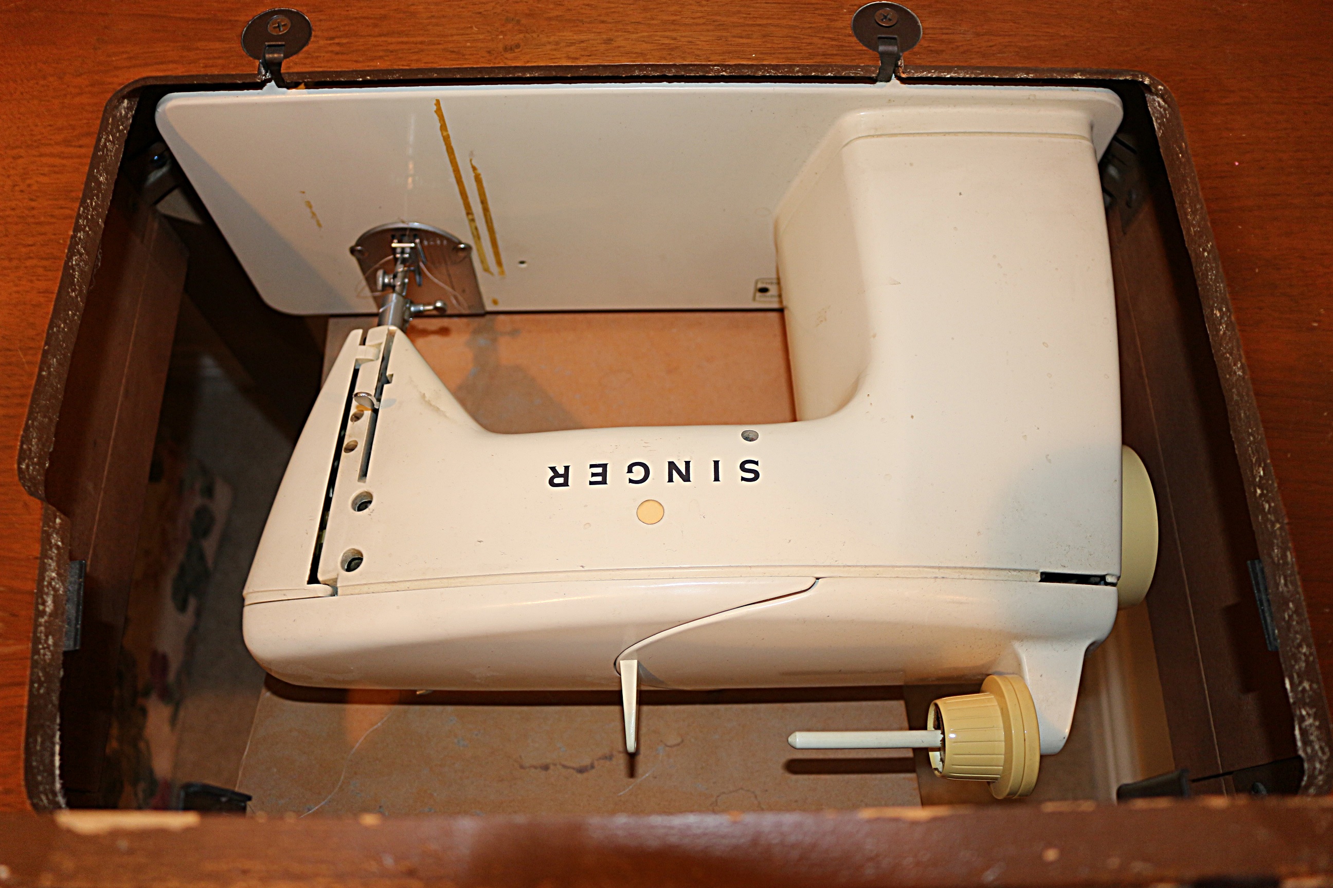 Vintage Singer Touch-N-Sew Sewing Machine and Cabinet