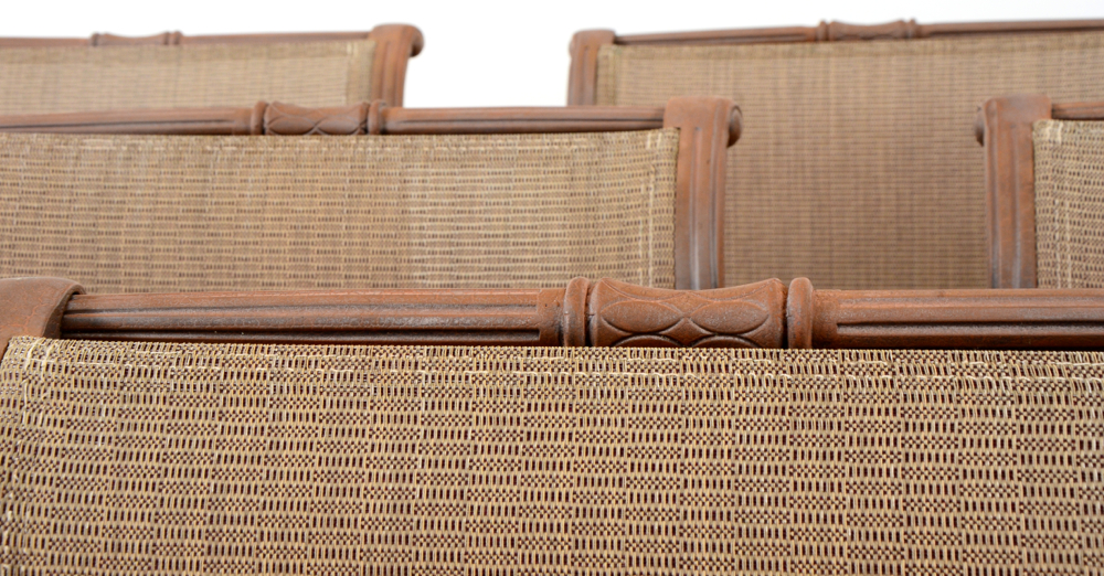 Elbertex Outdoor Dining Table and Chairs