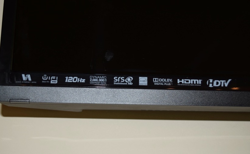 Vizio Wall Mounted 55" Television with Remote, Model E550i