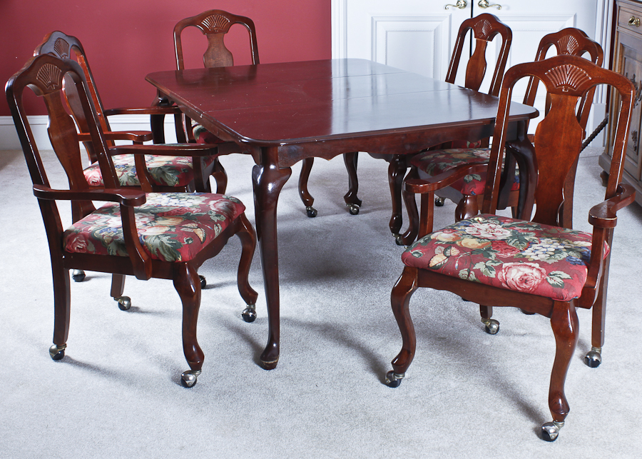 Dining Room Table and Chairs