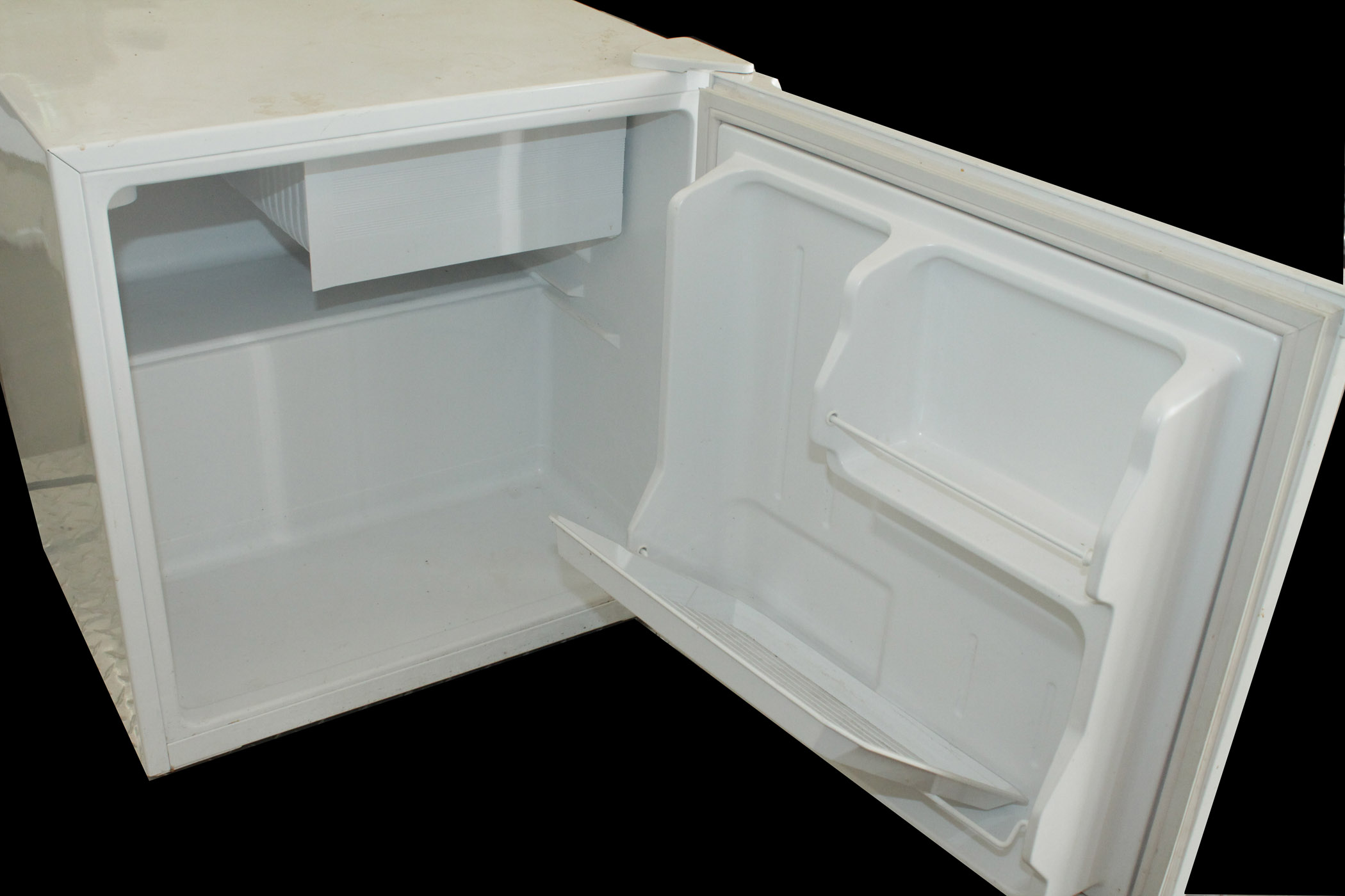 Haier Mini Refrigerator