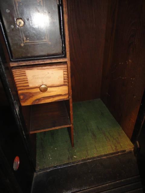 Victor Safe & Lock Company Small Floor Safe