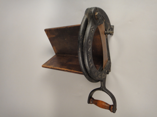 Awesome 1900s Raadvad Bread Slicer