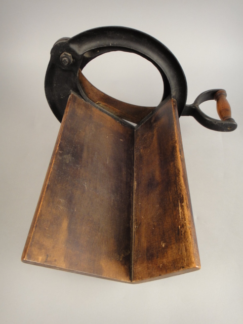 Awesome 1900s Raadvad Bread Slicer