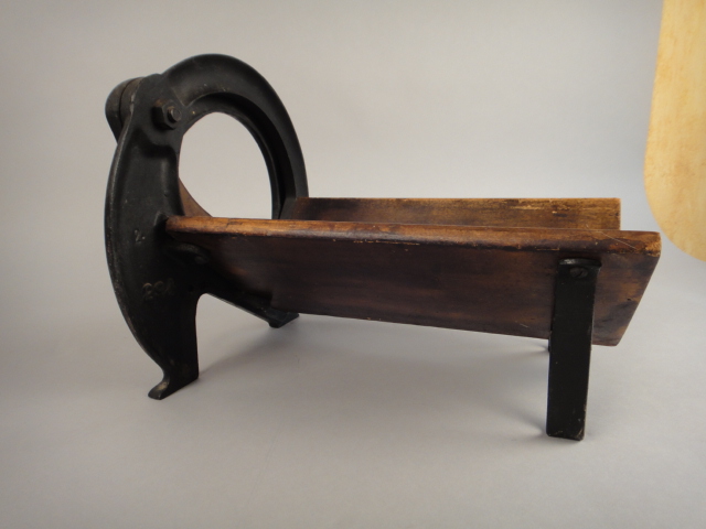Awesome 1900s Raadvad Bread Slicer