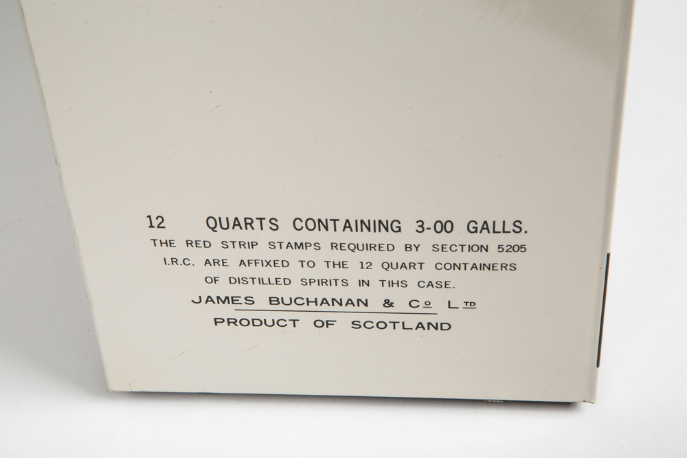 Black & White Scotch Whisky "Moving Scotties In-the-Carton"