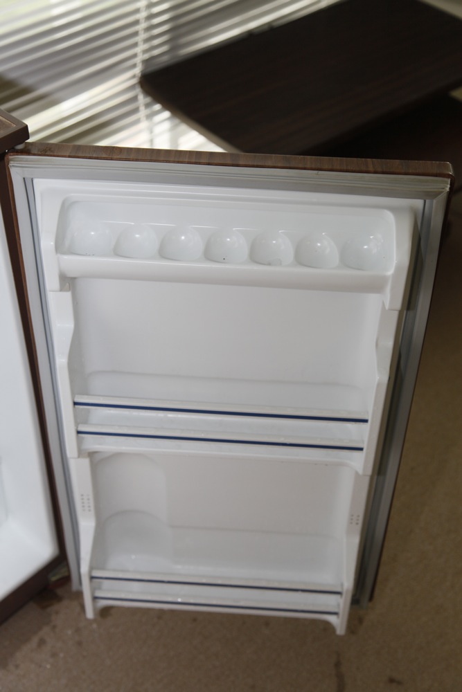 Compact Sanyo Refrigerator
