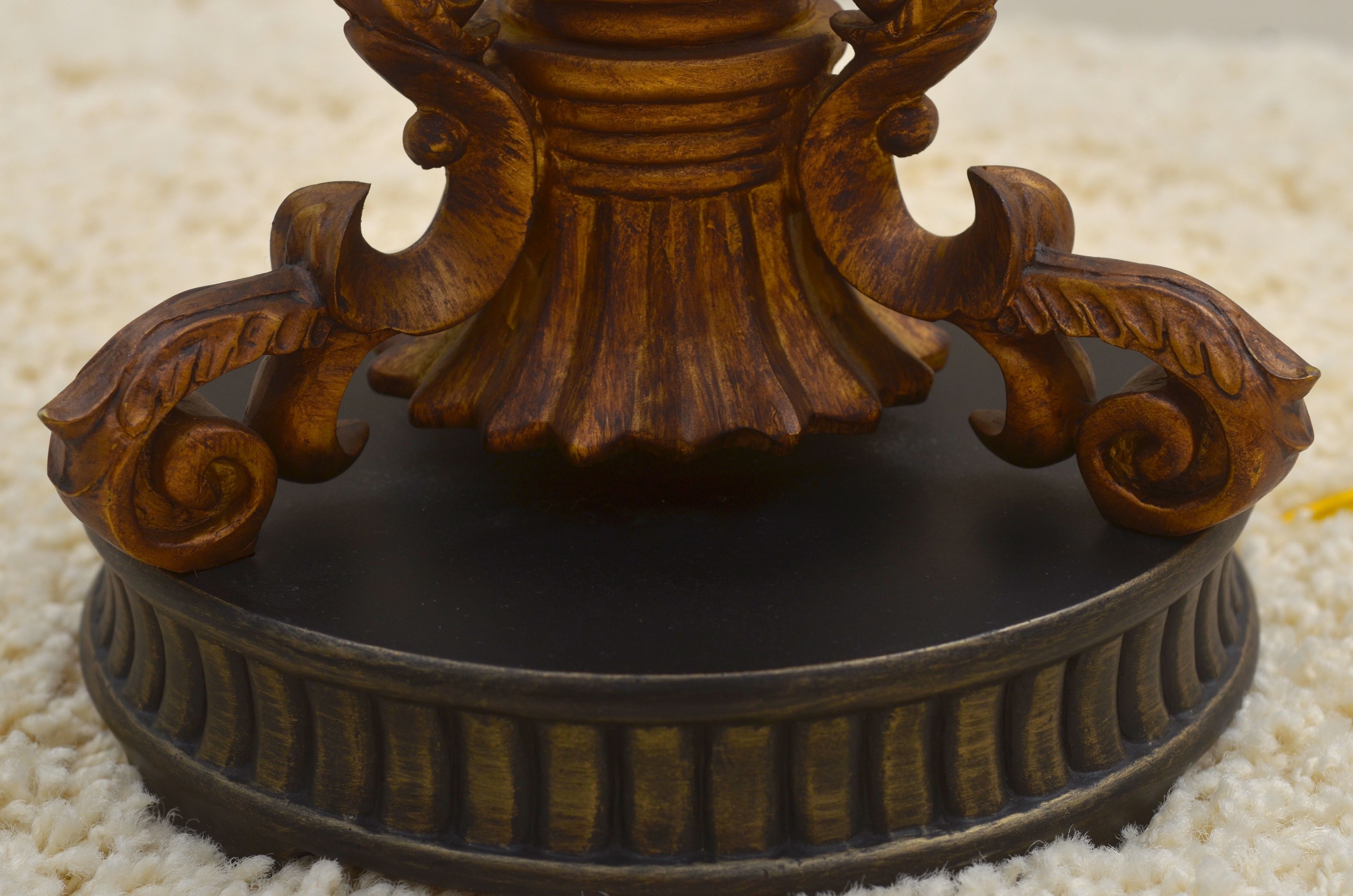 Antique Resin Style Lamp