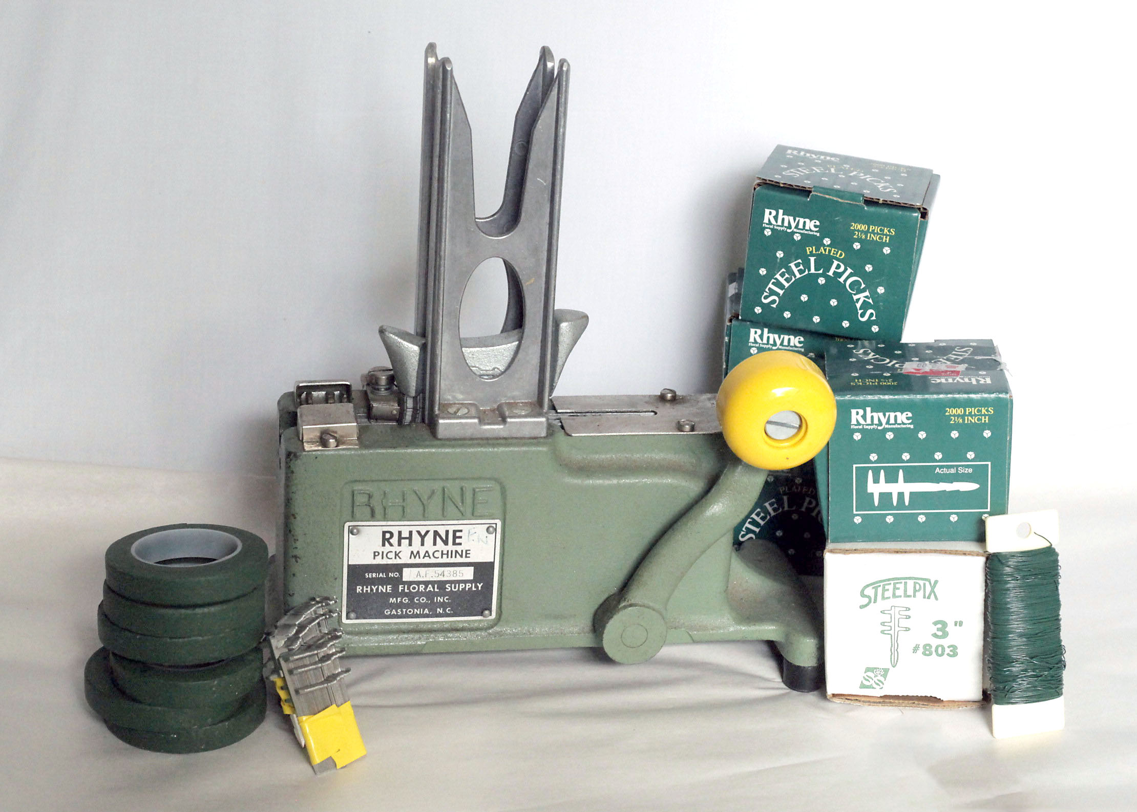 Rhyne Floral Pick Machine