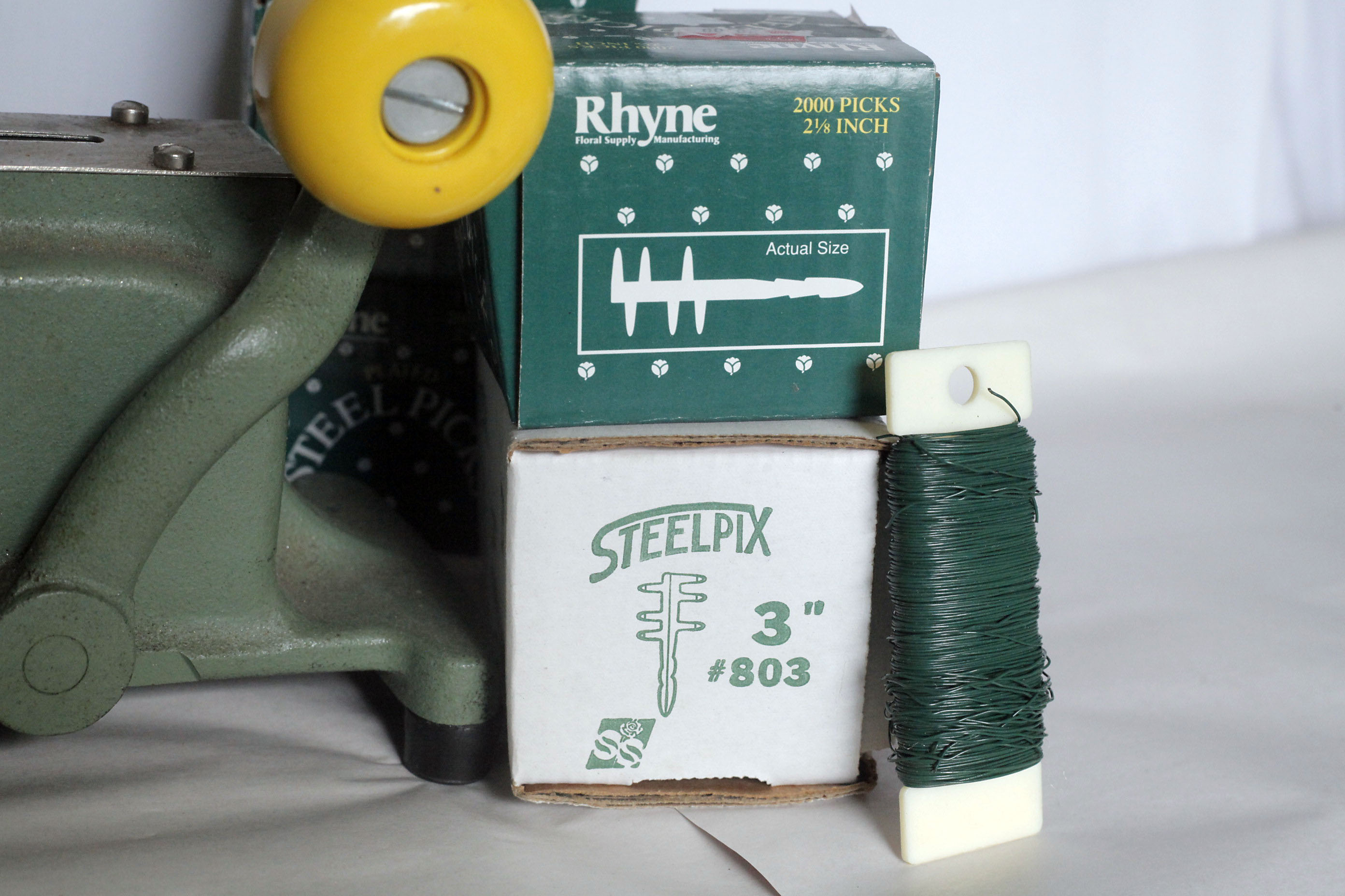 Rhyne Floral Pick Machine