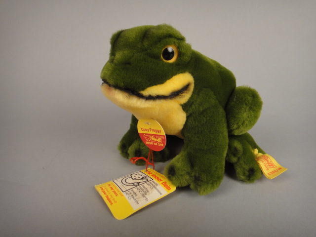 Steiff Frog Named "Cosy Froggy" #5384/16