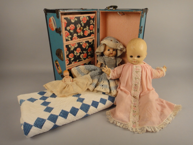 Vintage Metal Doll Trunk, Baby Dolls and Quilt
