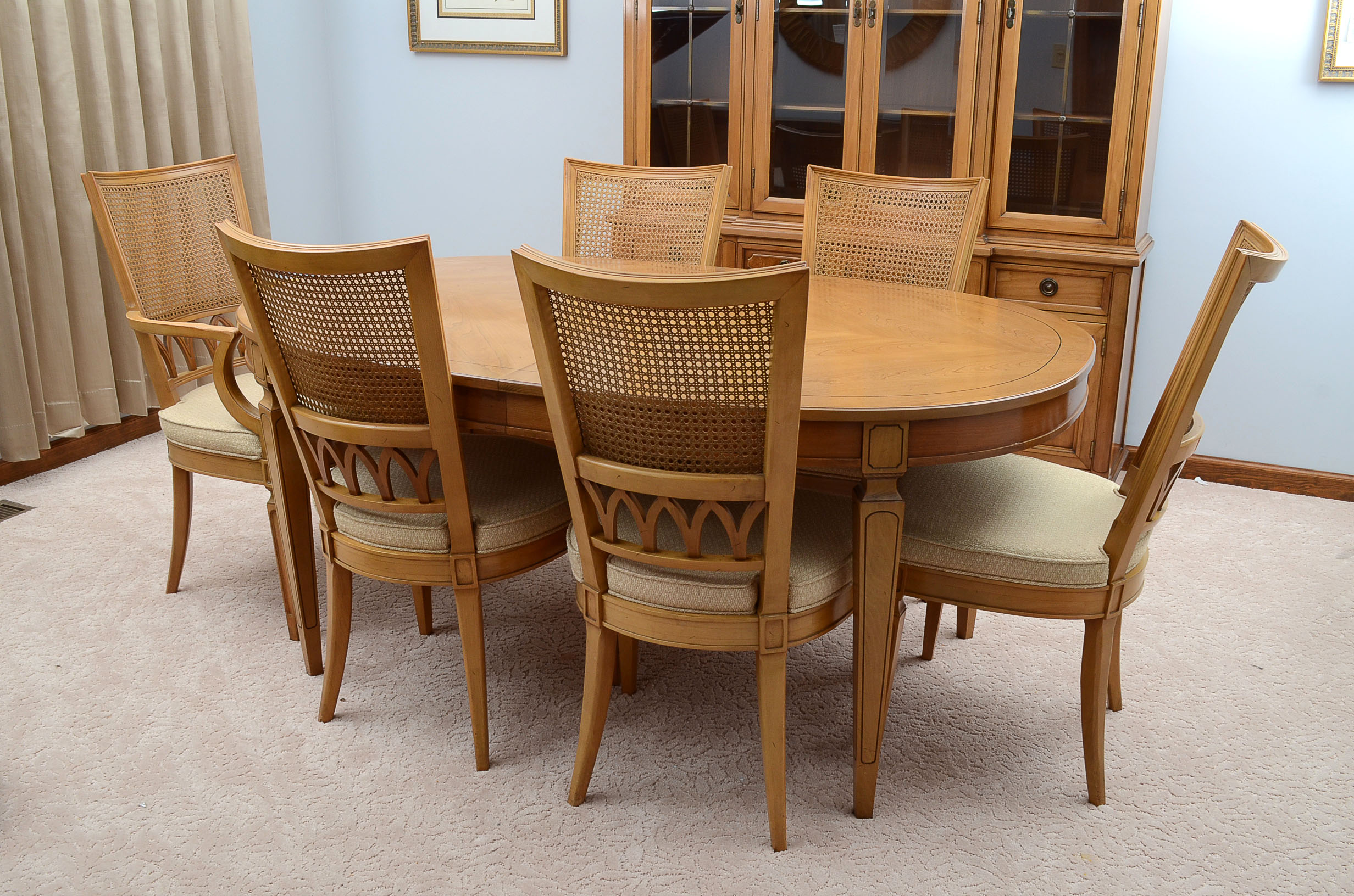 Thomasville Dining Table and Six Chairs