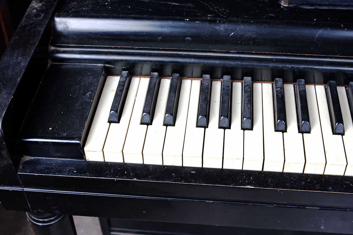 Upright Wurlitzer Piano