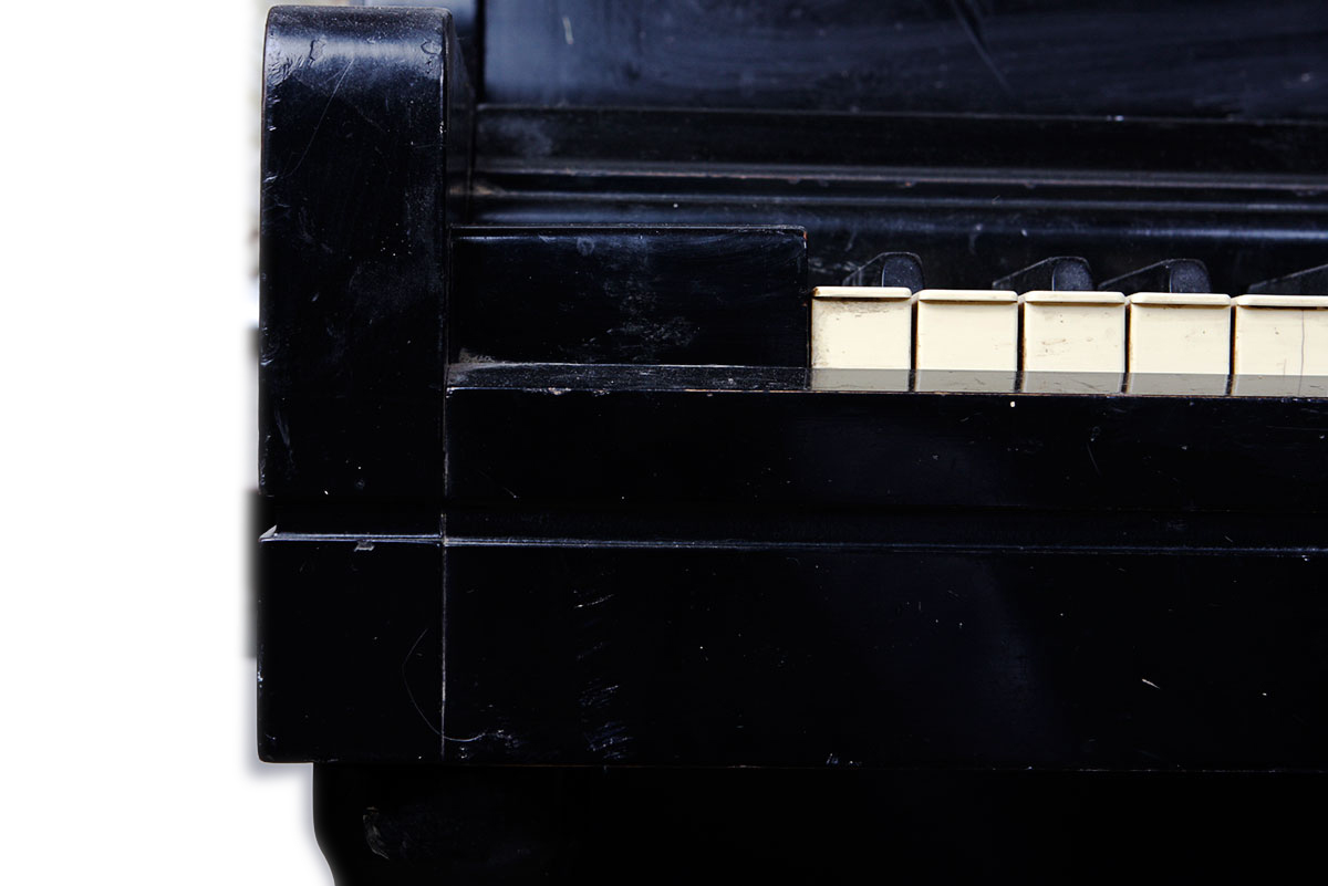 Upright Wurlitzer Piano