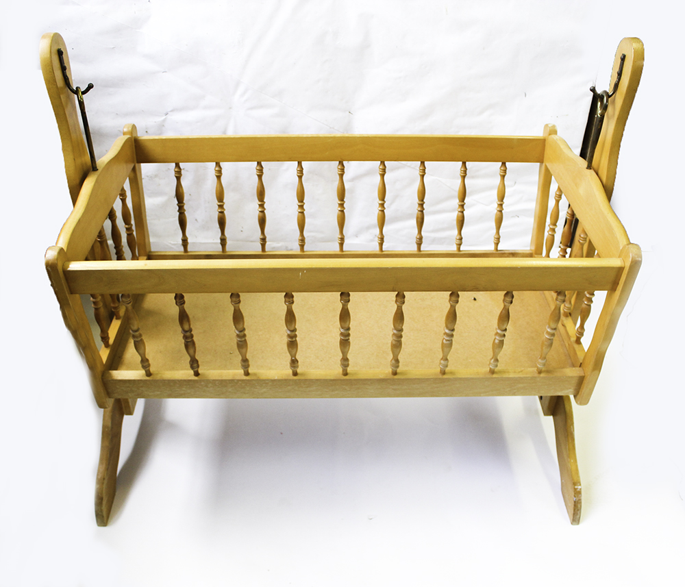 Vintage 1950s Rochelle Furniture Cradle