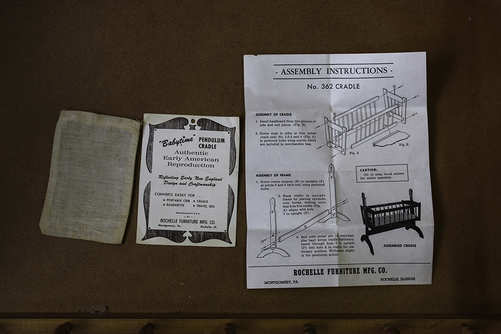 Vintage 1950s Rochelle Furniture Cradle