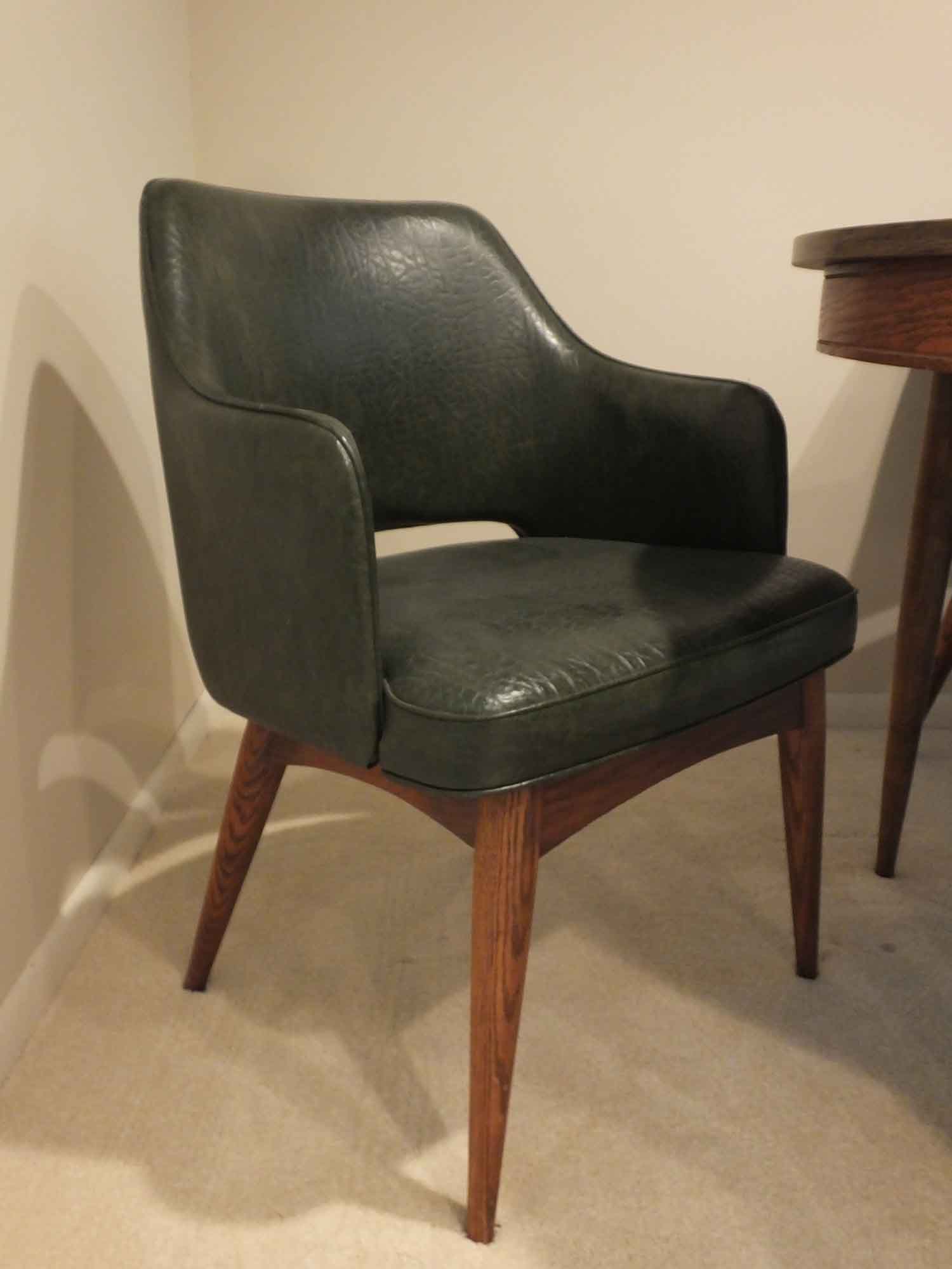 Vintage Dinette Set by  B. Brody Seating Company Chicago