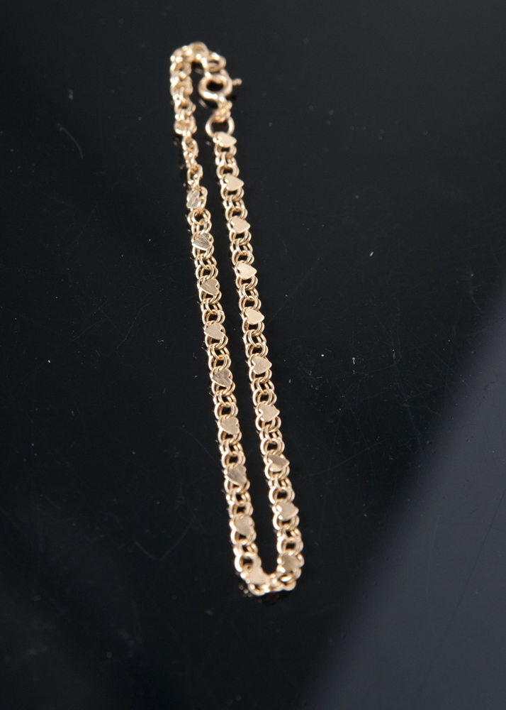 14K Gold Heart Link Bracelet