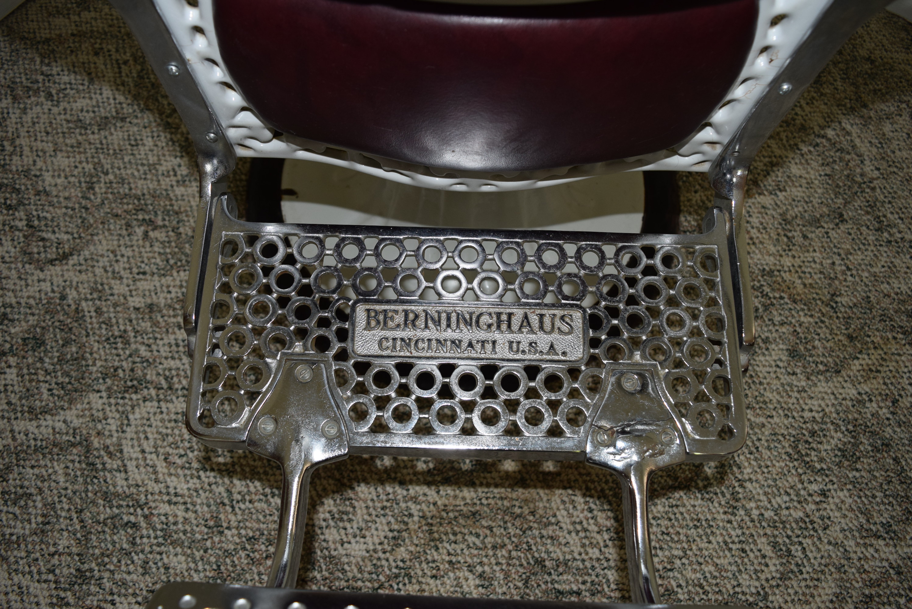 Antique Eugene Berninghaus "Hercules"  Barber Chair