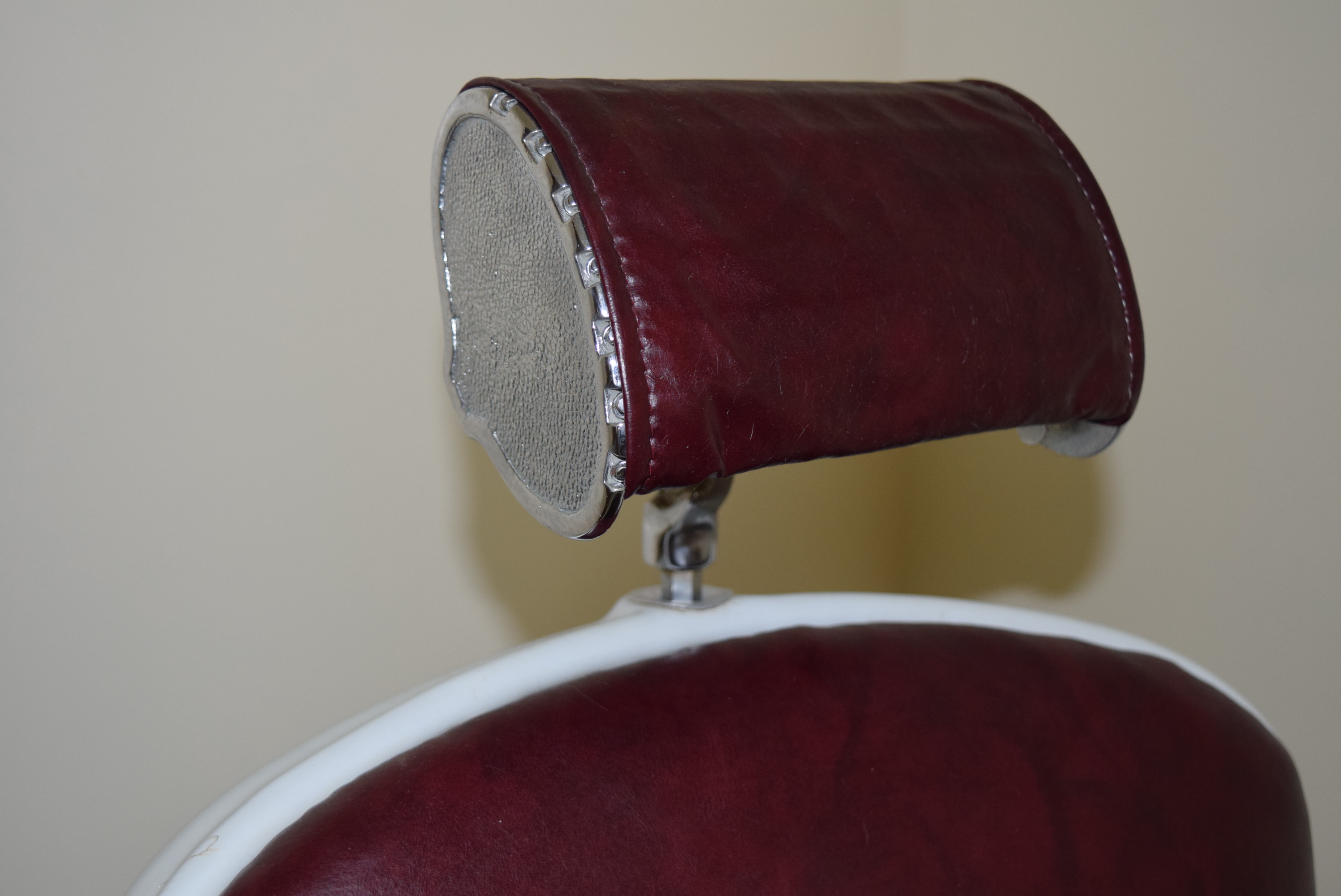 Antique Eugene Berninghaus "Hercules"  Barber Chair