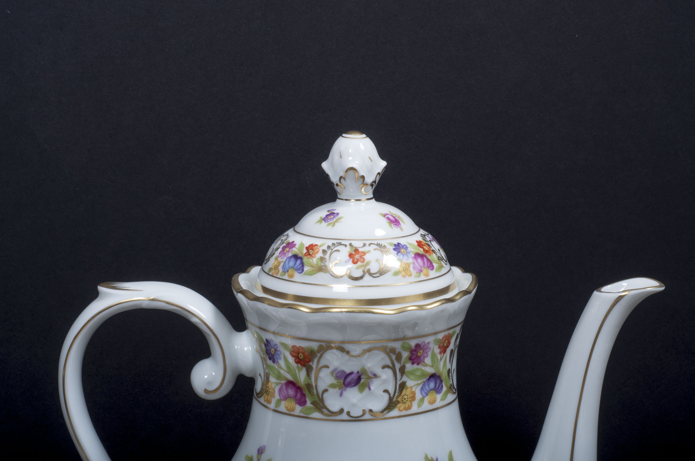 Schumann Bavaria "Empress" Dresden China